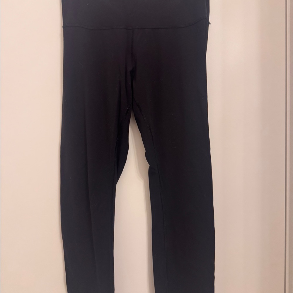 Black Lululemon WunderUnder Leggings